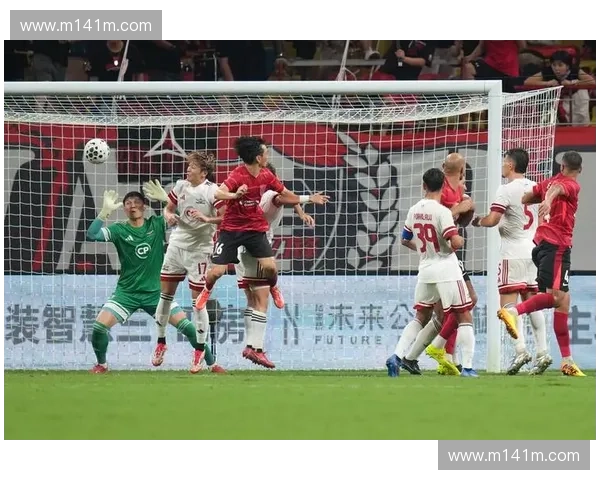 亚冠足球比赛场地全景解析 球迷视角下的赛事氛围与设施建设